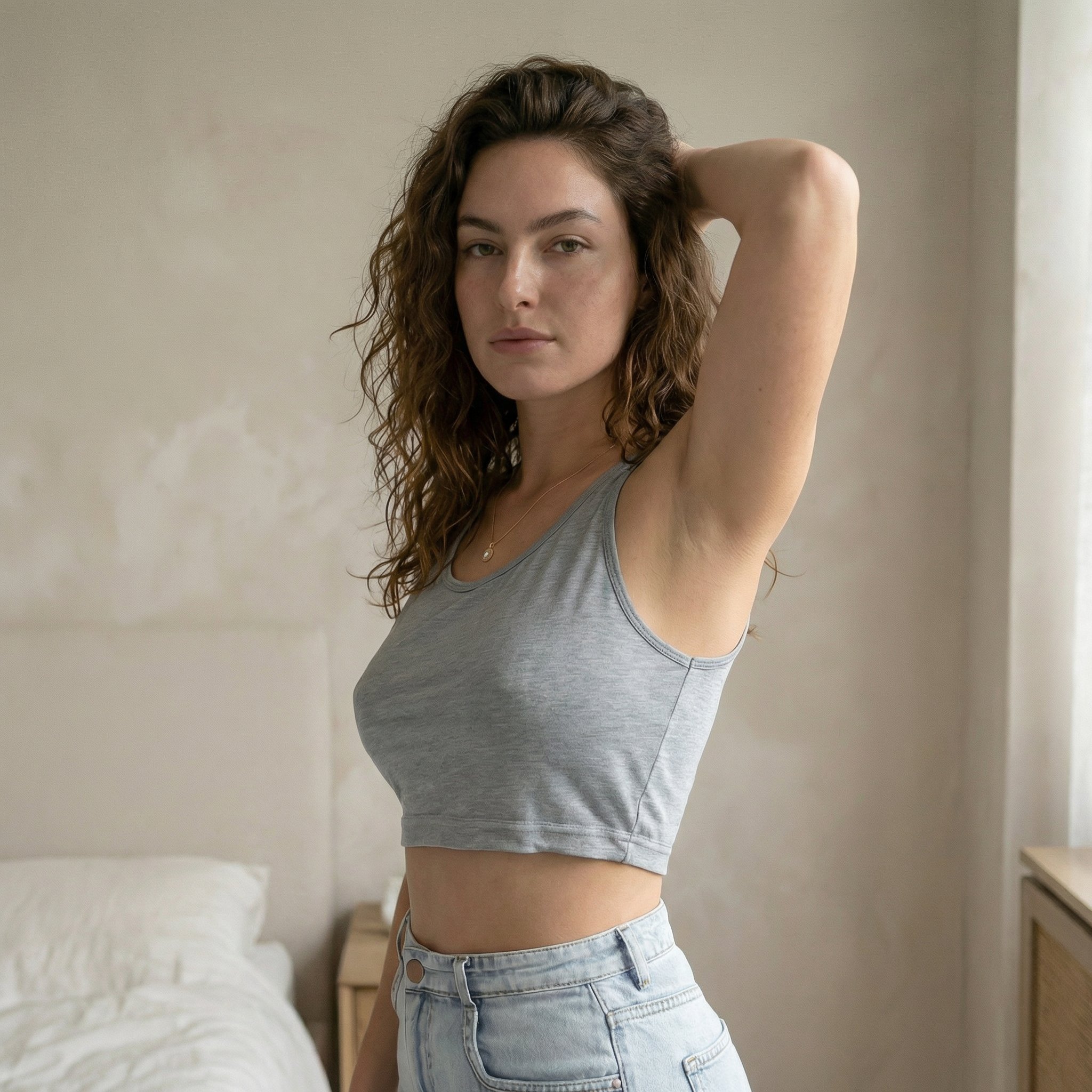 Maia — Lifestyle 01